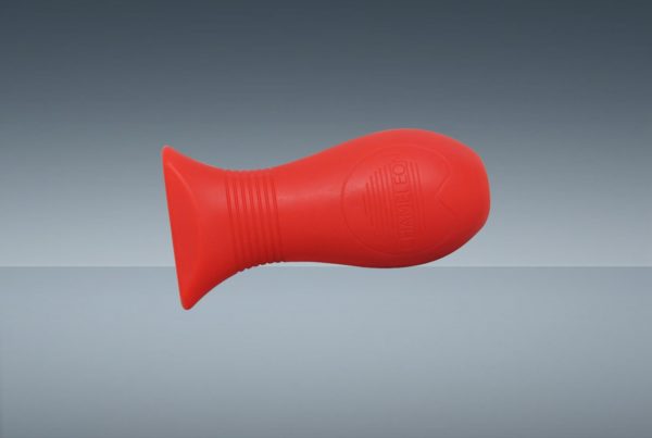 RASP HANDLE DAILY CHAMELEON (RED)